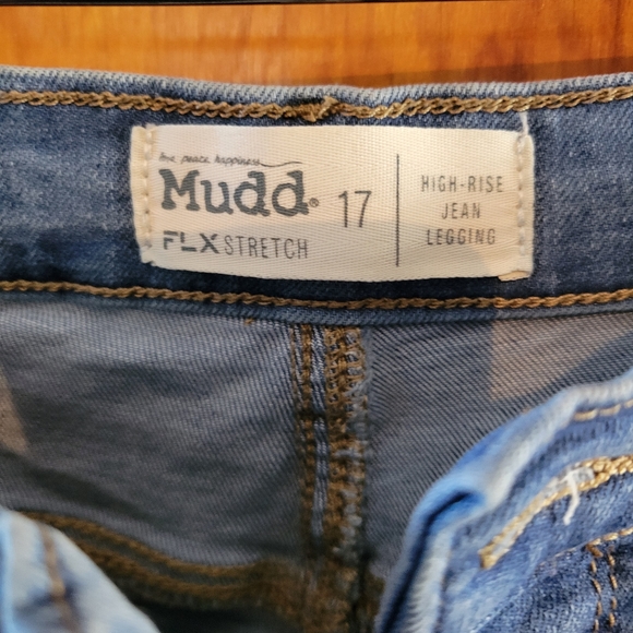 Mudd distressed jeans 17 - Picture 2 of 5